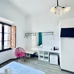 La Siesta בית הארחה