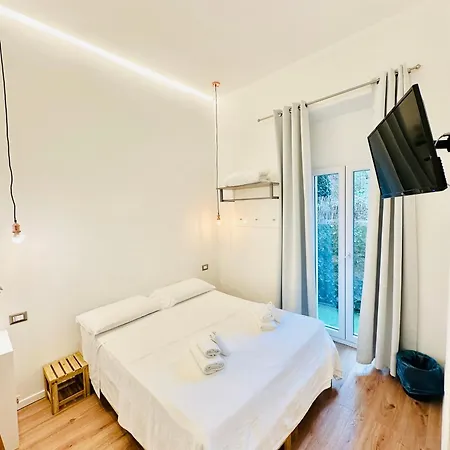 La Siesta Guest house *